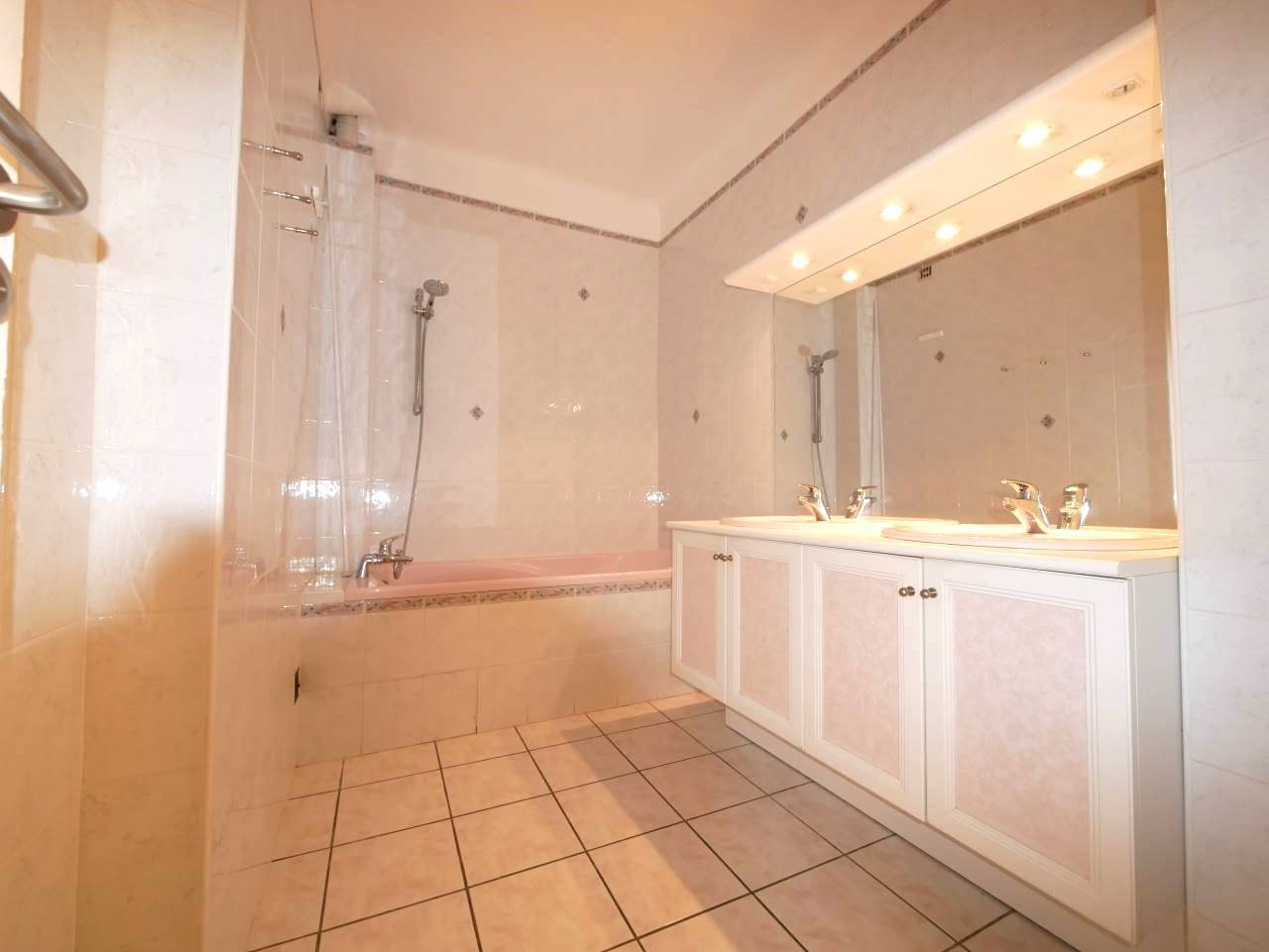 A louer Appartement type F6 Le havre 600-JULLIENALLIX
