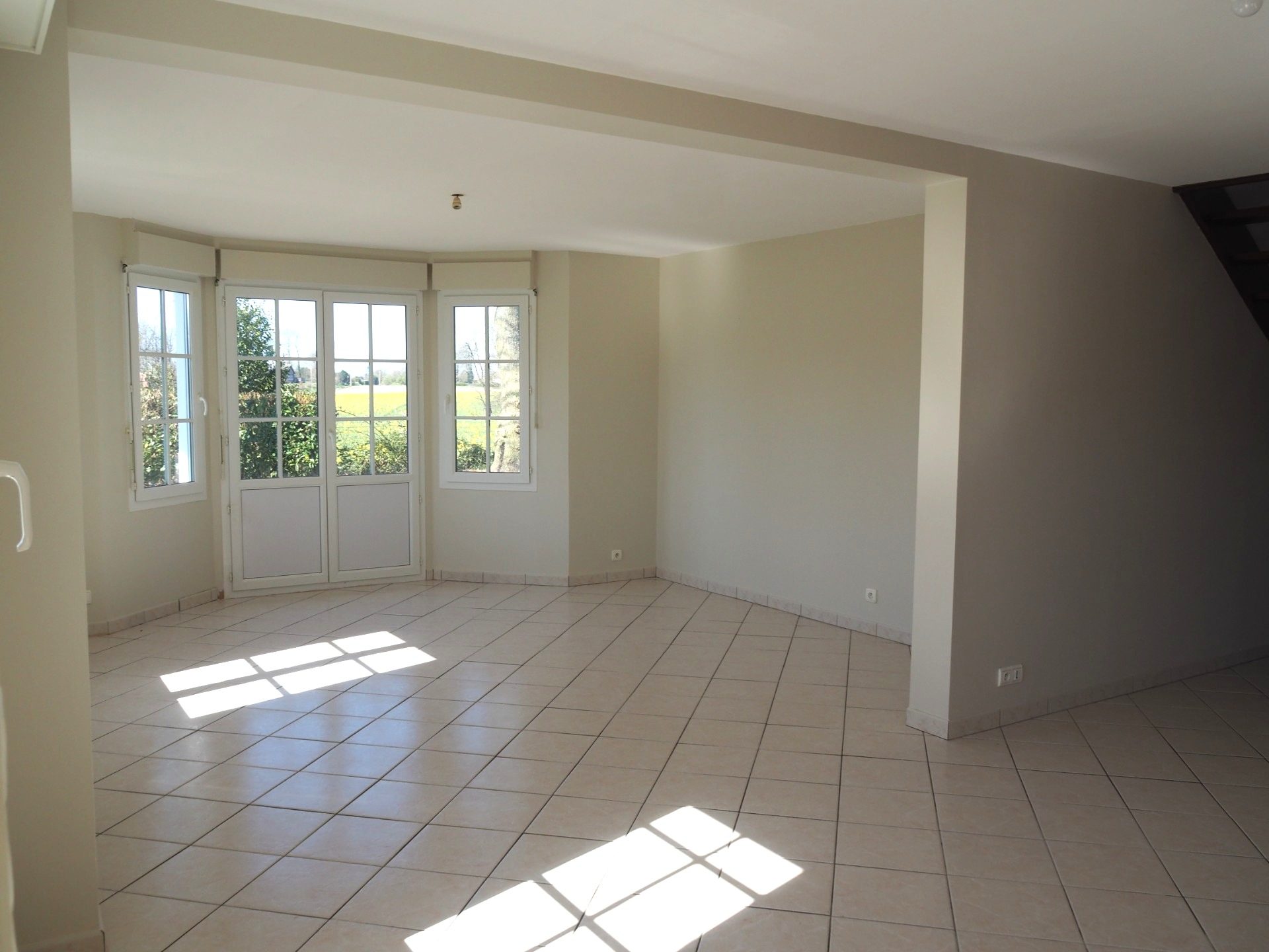 Maison en location de type F4 Saint-gilles-de-la-neuville 51-JULLIENALLIX