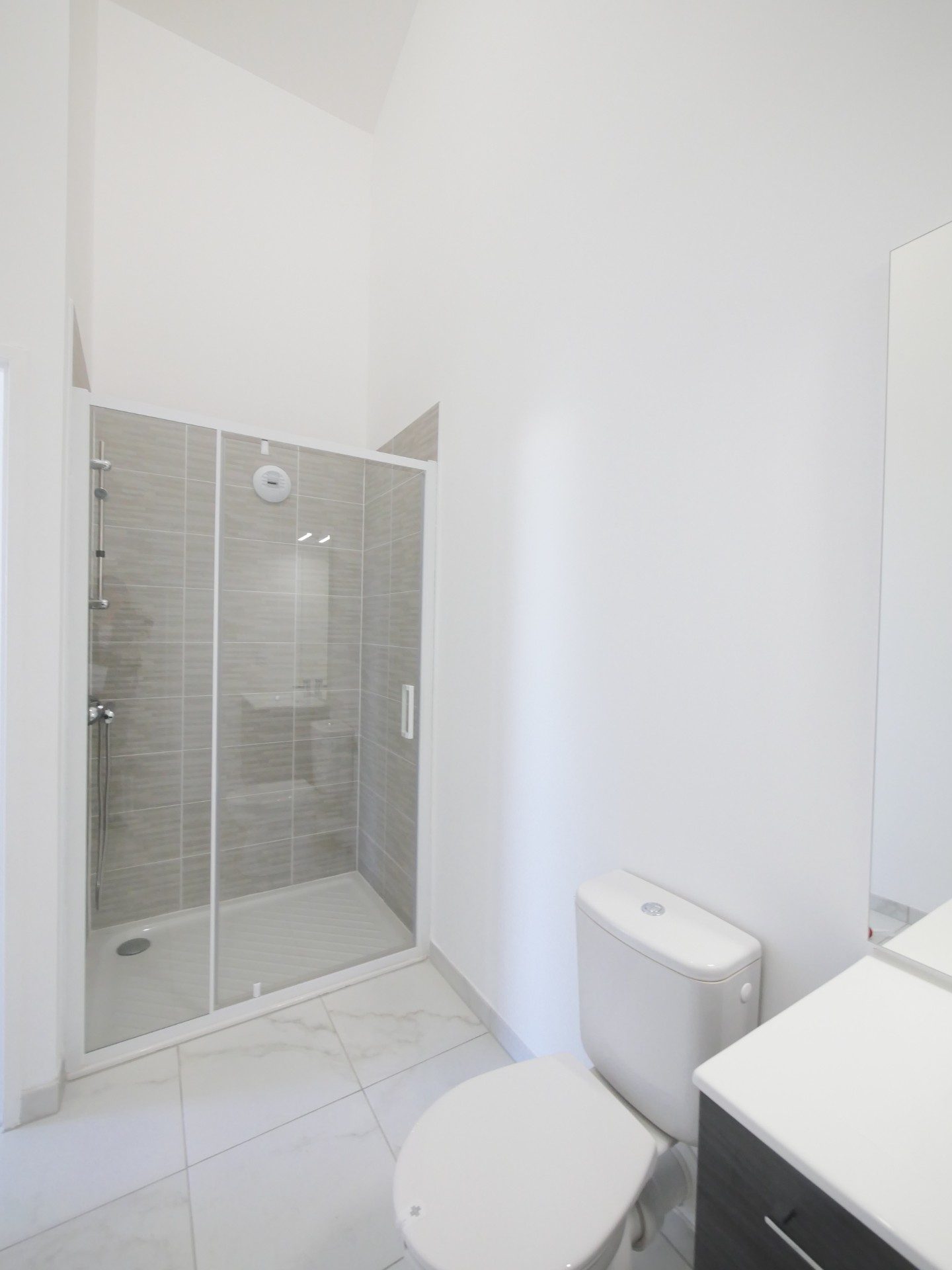 1720015919_LA2214_8_original Location Appartement type F2 Le Havre OSTARA-1-JULLIENALLIX