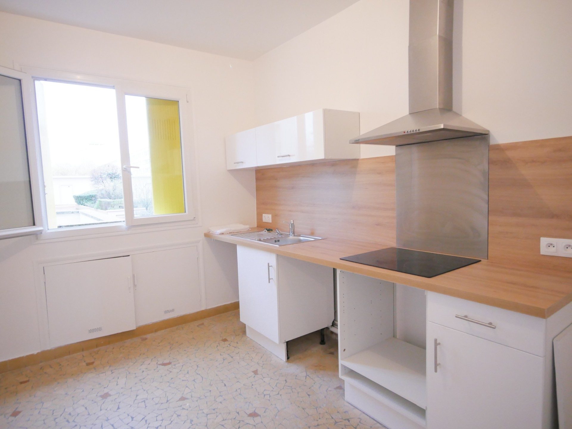 1720018620_LA897_3_original Location Appartement type F2 Le havre 235-JULLIENALLIX