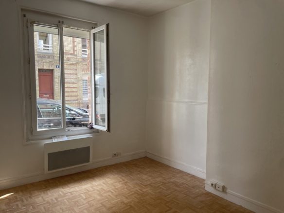 A louer Appartement type F1 Le havre 144-JULLIENALLIX